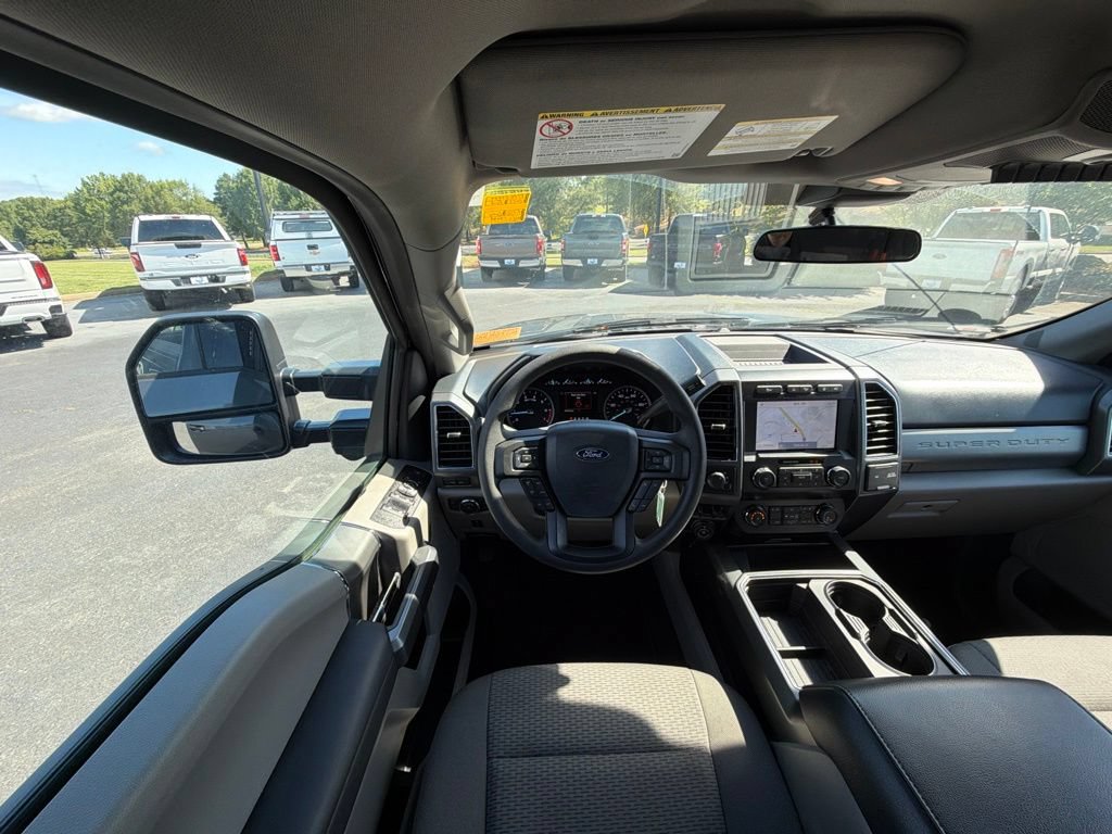 Used 2022 Ford F250 XLT w/ Black Appearance Package AWD/4WD image 13