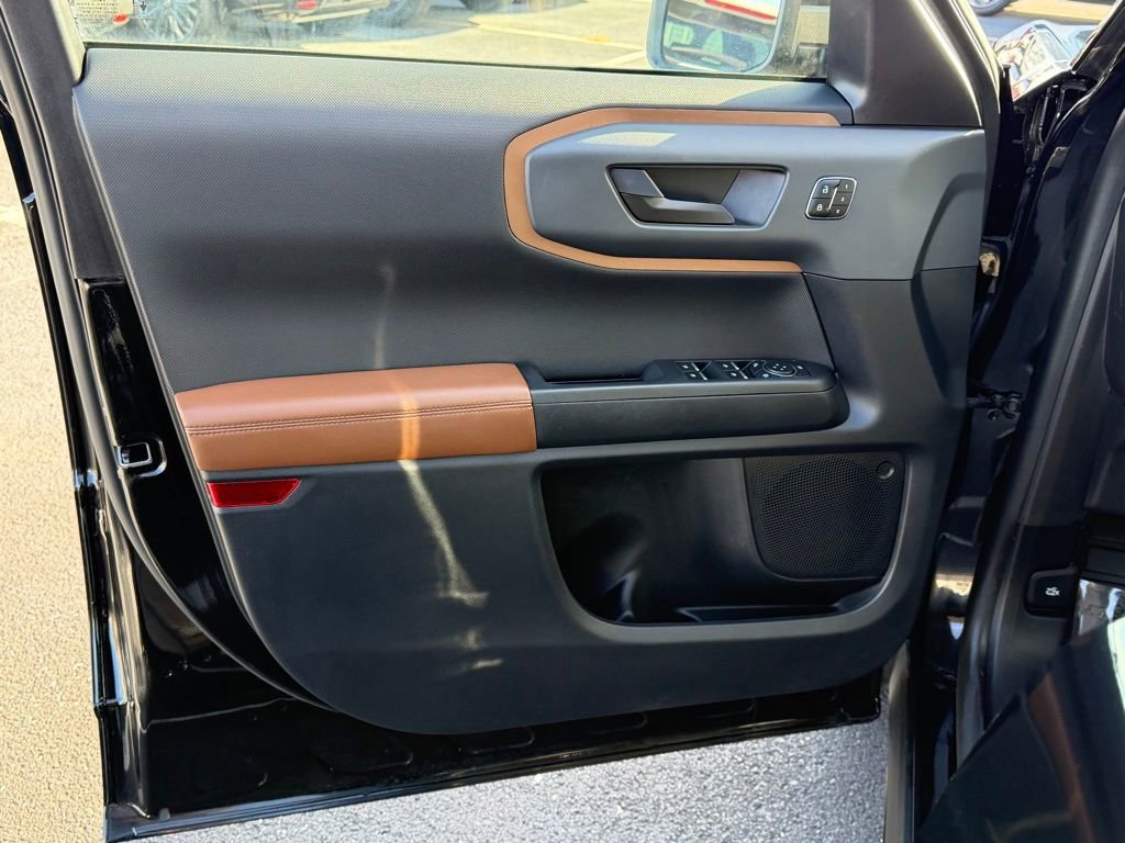 Used 2024 Ford Bronco Sport Outer Banks image 18