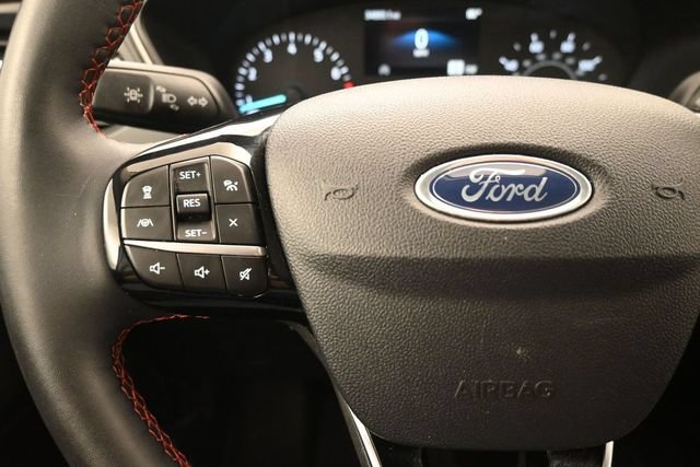 Used 2022 Ford Escape SEL w/ SEL Stealth AWD Package image 26