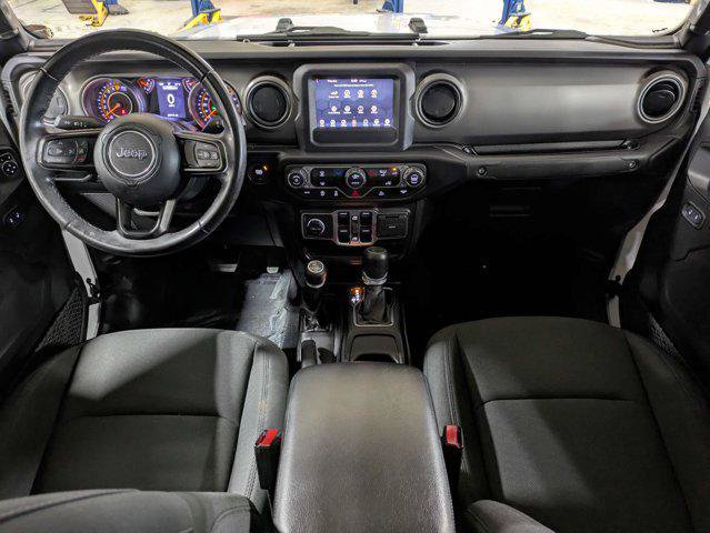 Certified 2022 Jeep Gladiator Sport AWD/4WD image 15