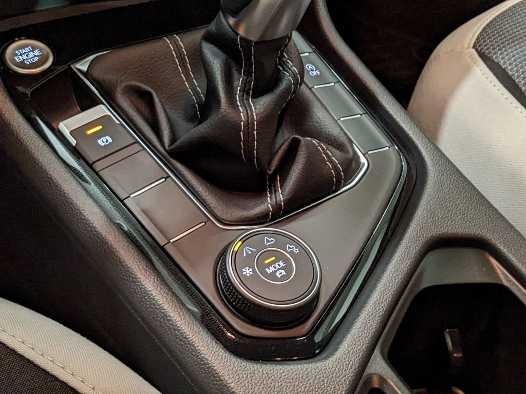 New 2026 Volkswagen Taos S image 19