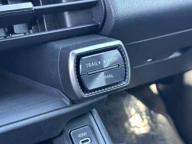 Certified 2026 Toyota RAV4 XSE w/ Weather Package AWD/4WD image 20