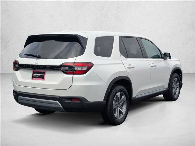 New 2025 Honda Pilot EX-L image 2