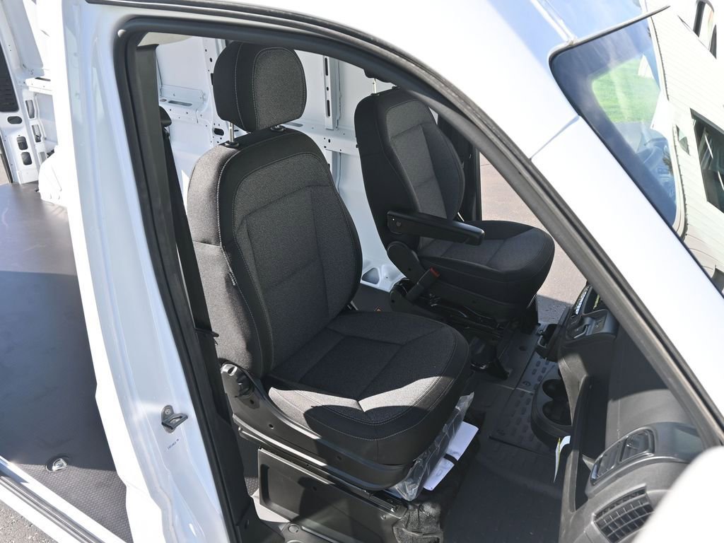 New 2025 RAM ProMaster 2500 w/ Convenience Group image 28