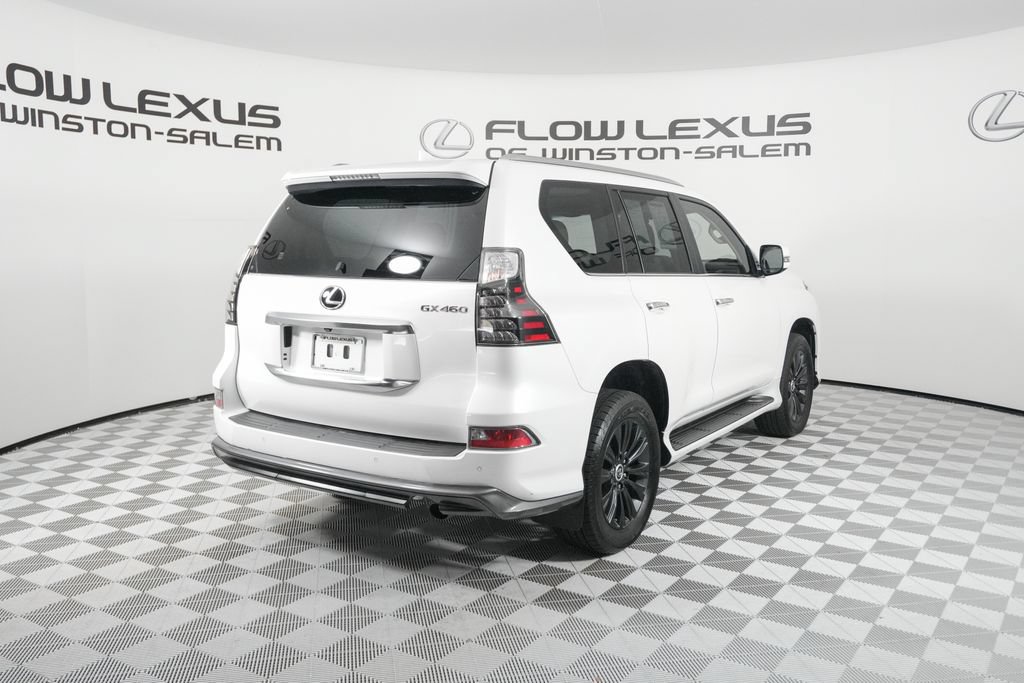 Used 2023 Lexus GX 460 Premium w/ Accessory Package AWD/4WD image 7