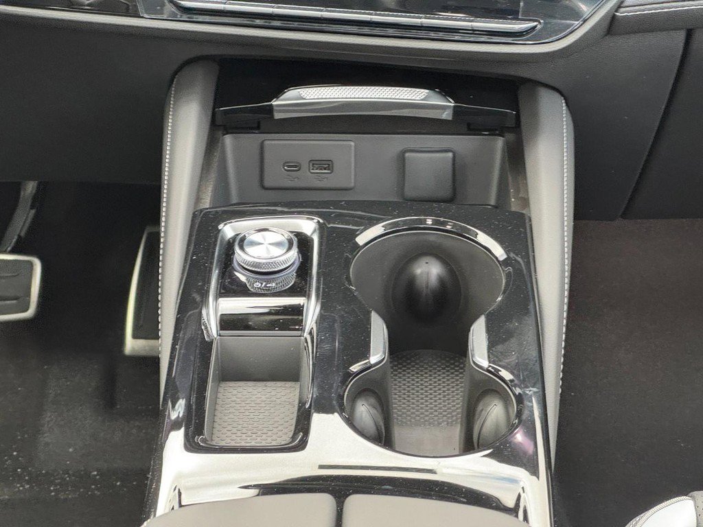 New 2026 Buick Envision Sport Touring image 14