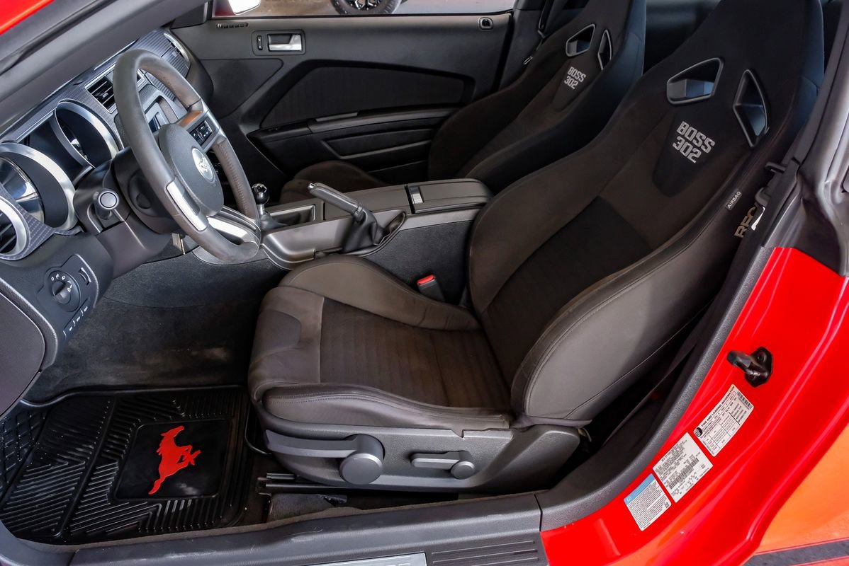 Used 2012 Ford Mustang Boss 302 w/ Boss 302 Accessory Pkg image 25