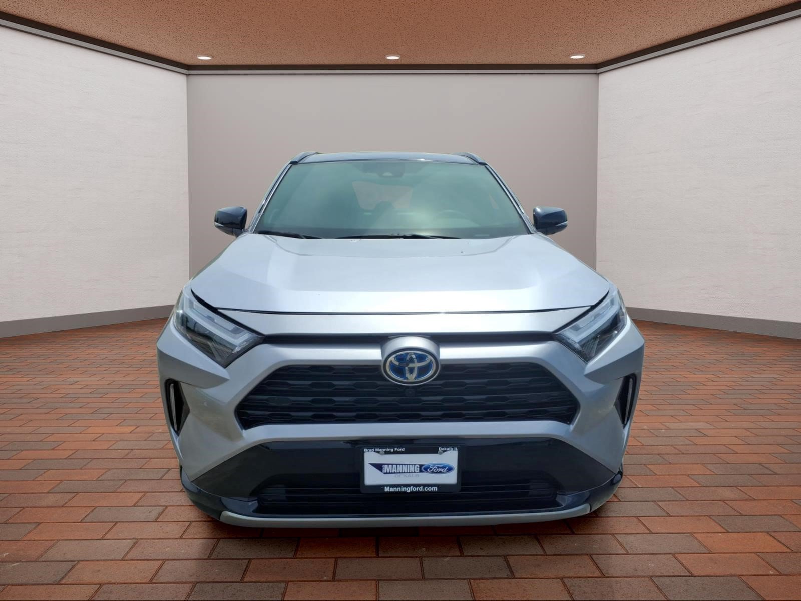 Used 2024 Toyota RAV4 XSE w/ Advanced Technology Package AWD/4WD video 3