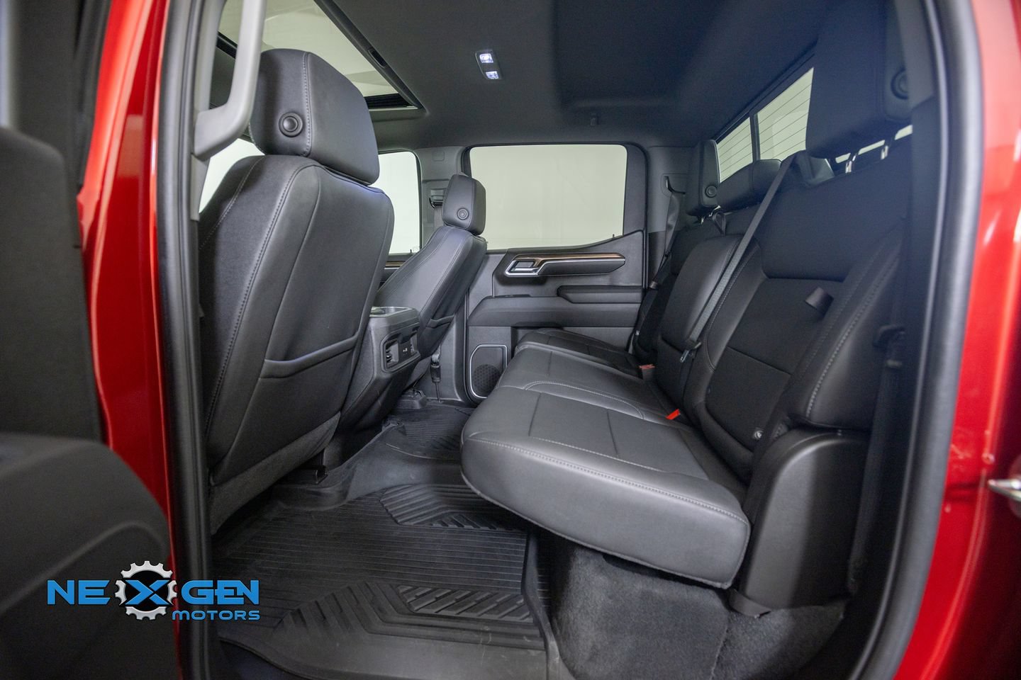 Used 2025 Chevrolet Silverado 1500 RST w/ RST All Star Premium Package AWD/4WD image 28