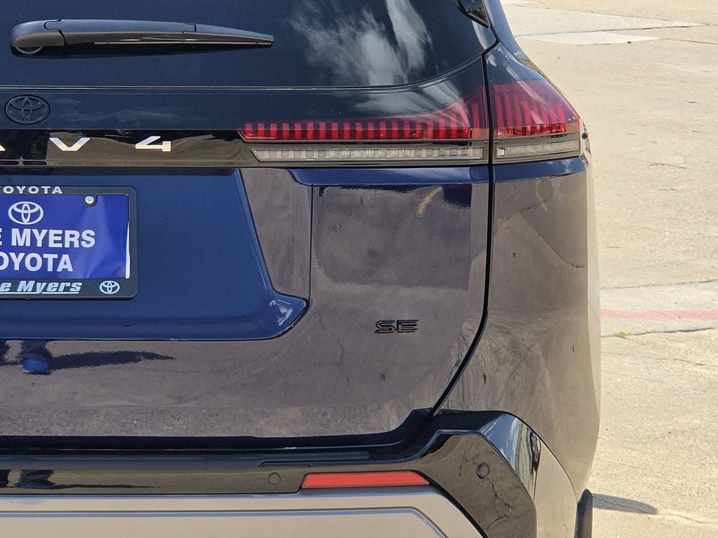 New 2026 Toyota RAV4 SE AWD/4WD image 9