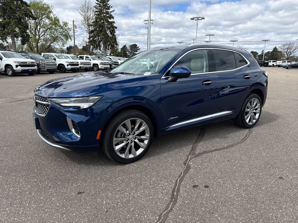 Used 2023 Buick Envision Avenir AWD/4WD image 2