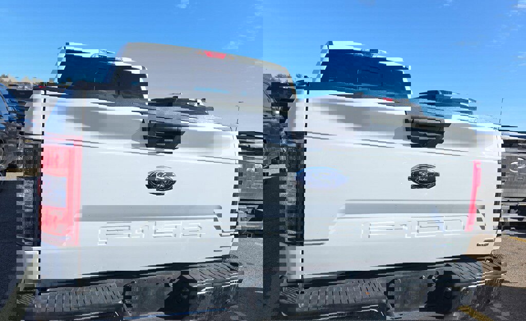 Used 2020 Ford F150 XLT w/ Equipment Group 302A Luxury image 5