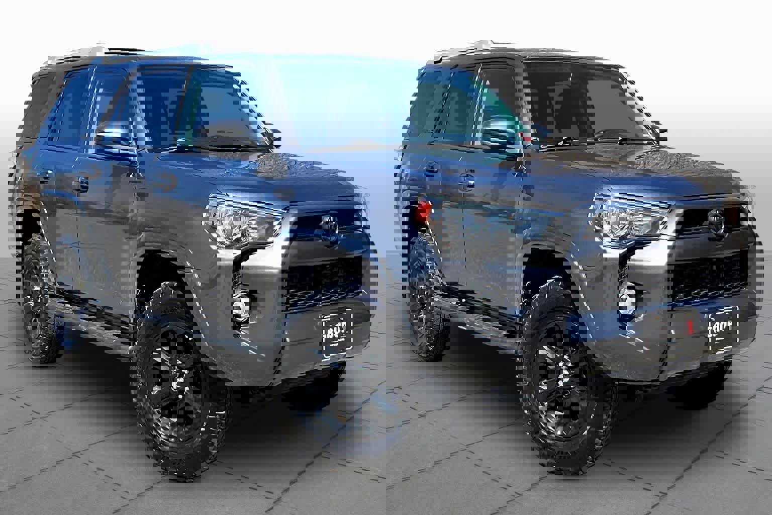 Used 2016 Toyota 4Runner SR5 image 3