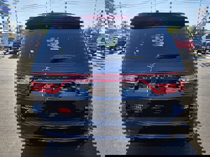 Used 2025 Dodge Durango GT image 4