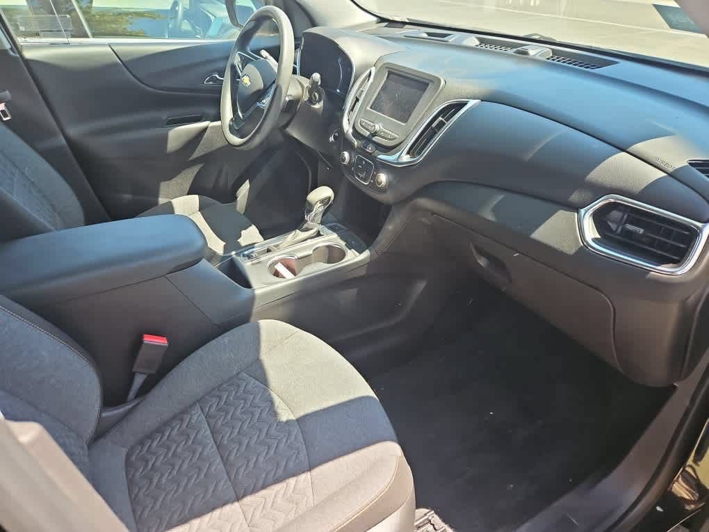 Used 2022 Chevrolet Equinox LT w/ LPO, Floor Liner Package AWD/4WD image 13