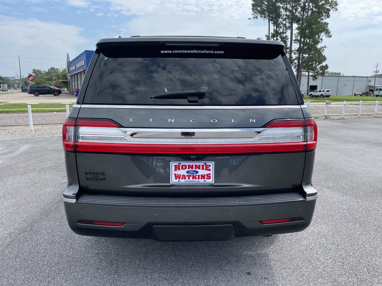 Used 2018 Lincoln Navigator Reserve w/ Technology Package AWD/4WD image 5