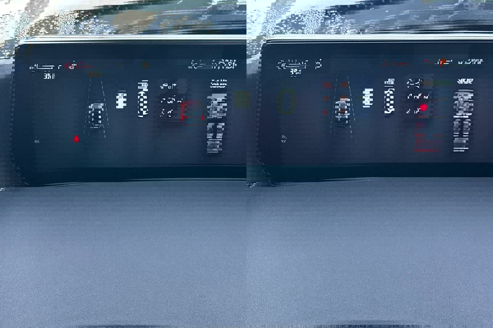 Certified 2025 Ford Expedition Platinum image 26