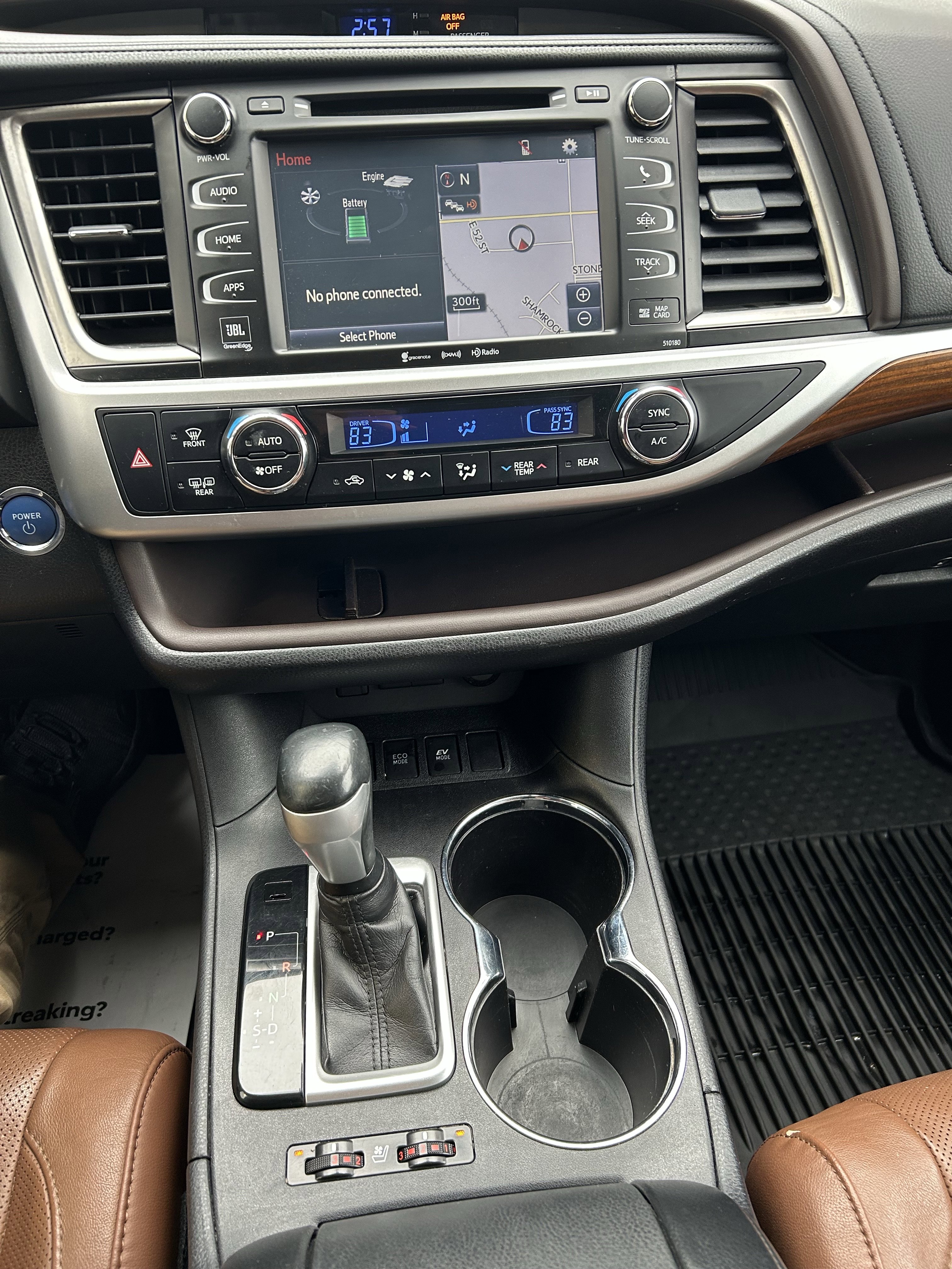 Certified 2018 Toyota Highlander Limited Platinum image 29