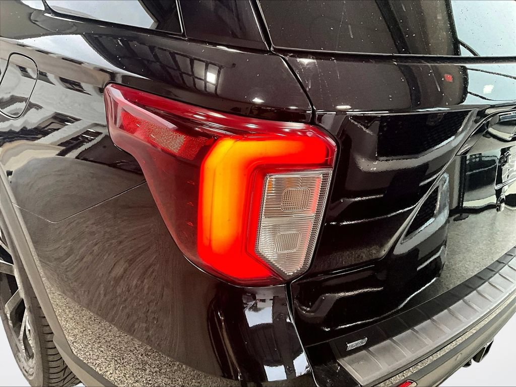 Used 2020 Ford Explorer ST w/ ST Street Pack AWD/4WD image 32