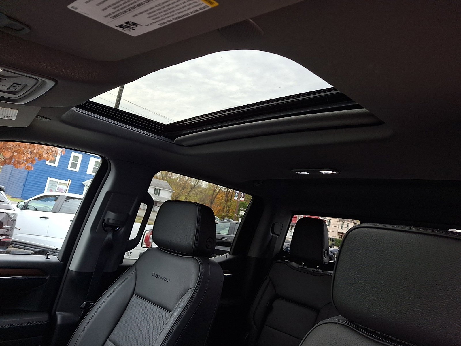 Used 2024 GMC Sierra 1500 Denali w/ Denali Reserve Package image 13