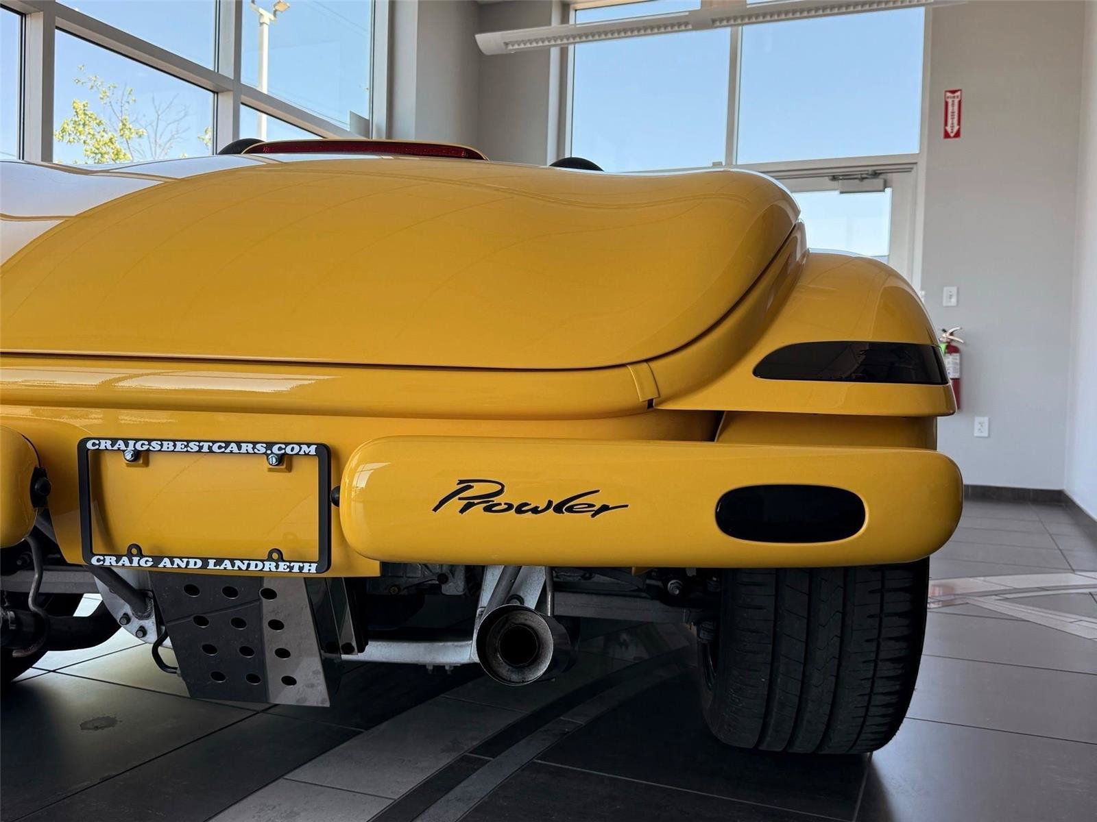 Used 1999 Plymouth Prowler RWD image 16