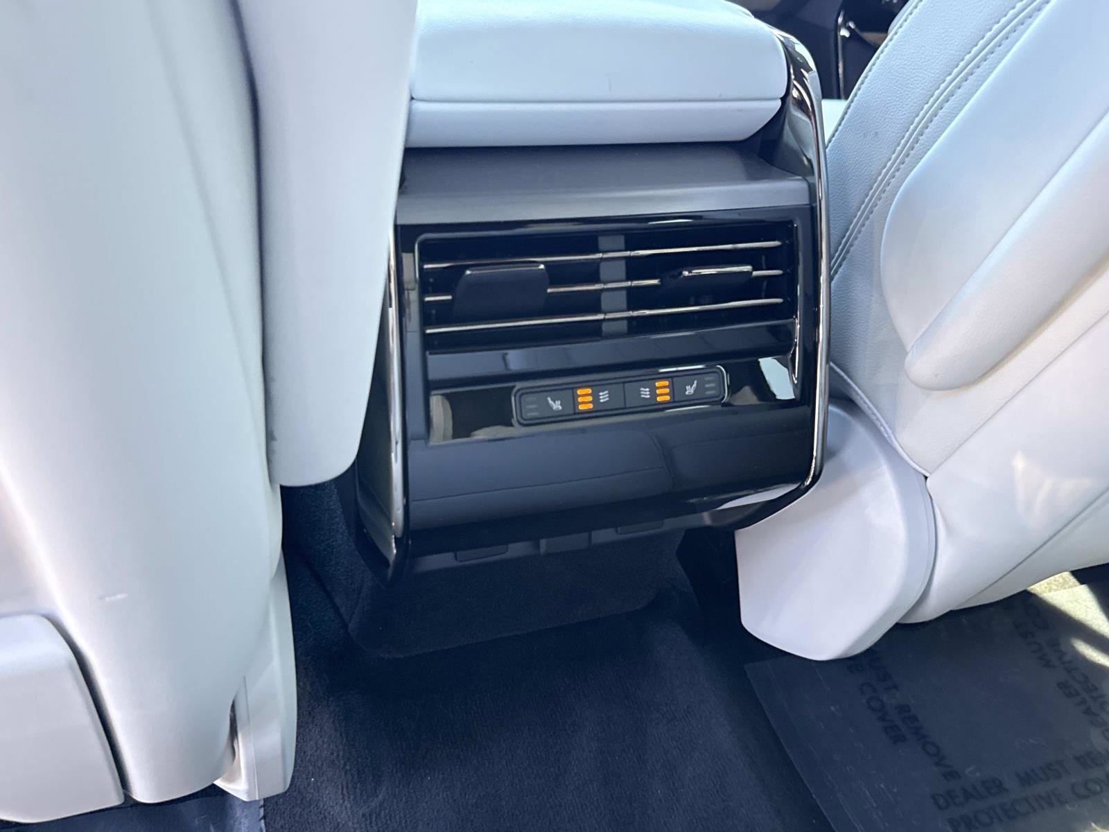 Used 2025 Land Rover Range Rover Sport S image 16