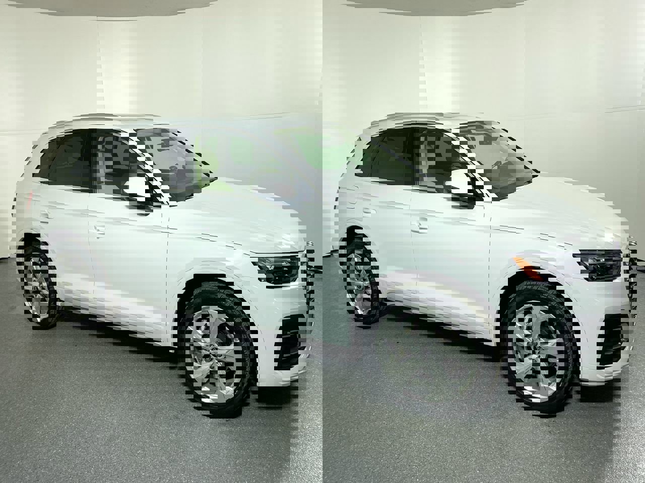 Used 2021 Audi Q5 Premium Plus w/ Premium Plus Package image 29