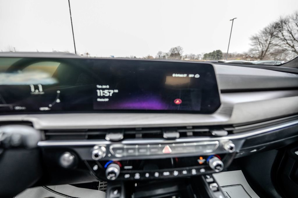 Used 2024 Kia Telluride SX Prestige X-Line image 17