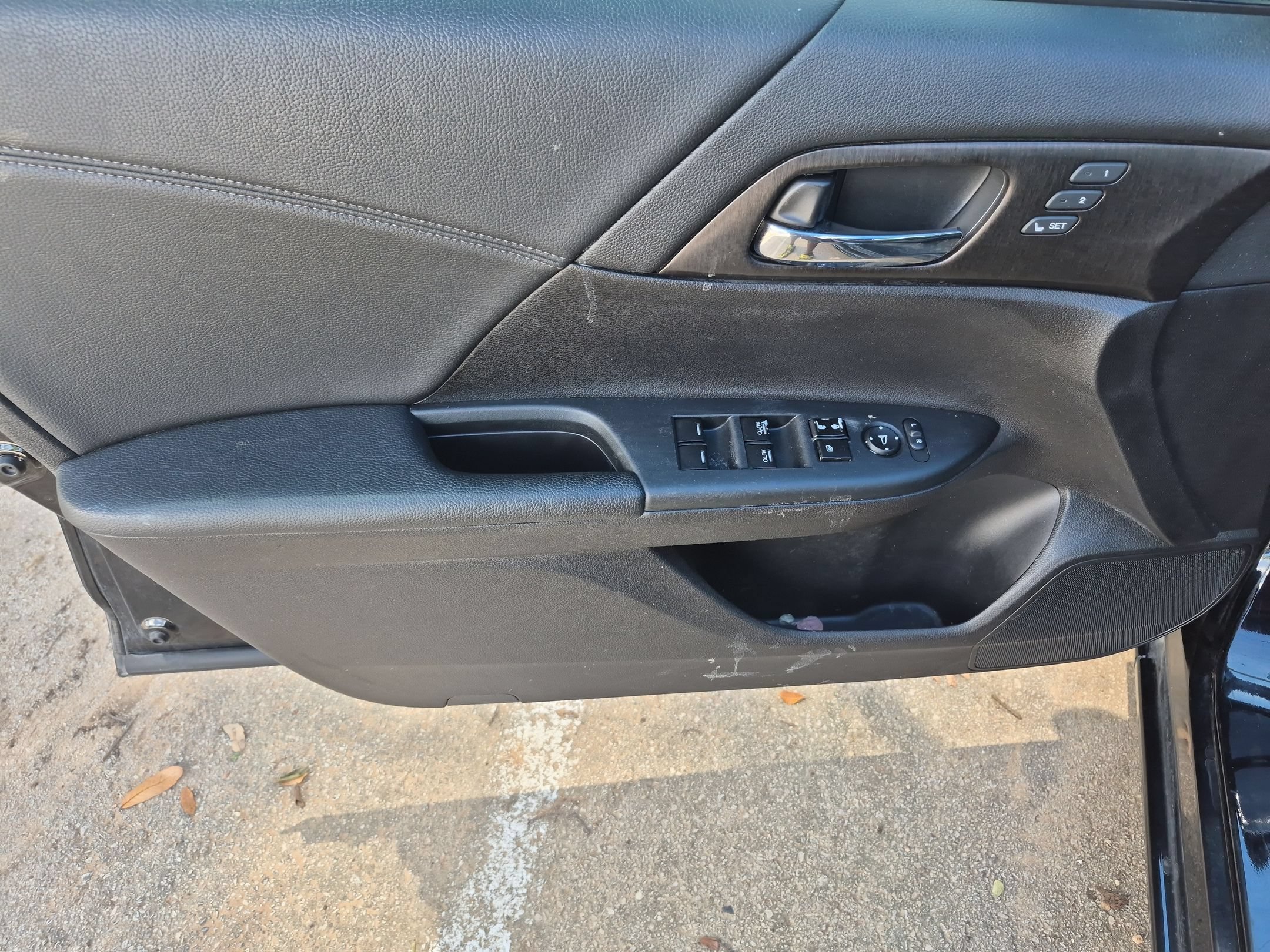 Used 2014 Honda Accord EX-L image 10