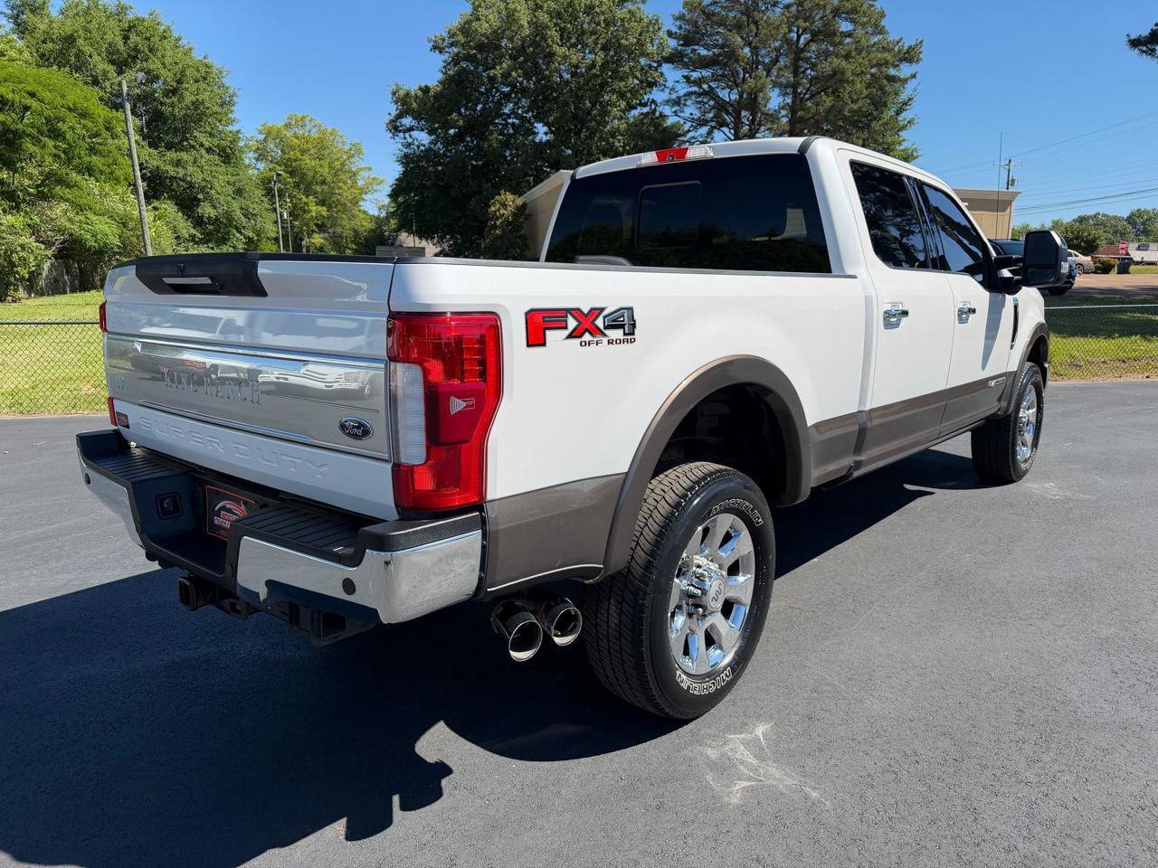 Used 2017 Ford F250 King Ranch w/ King Ranch Ultimate Package AWD/4WD image 4