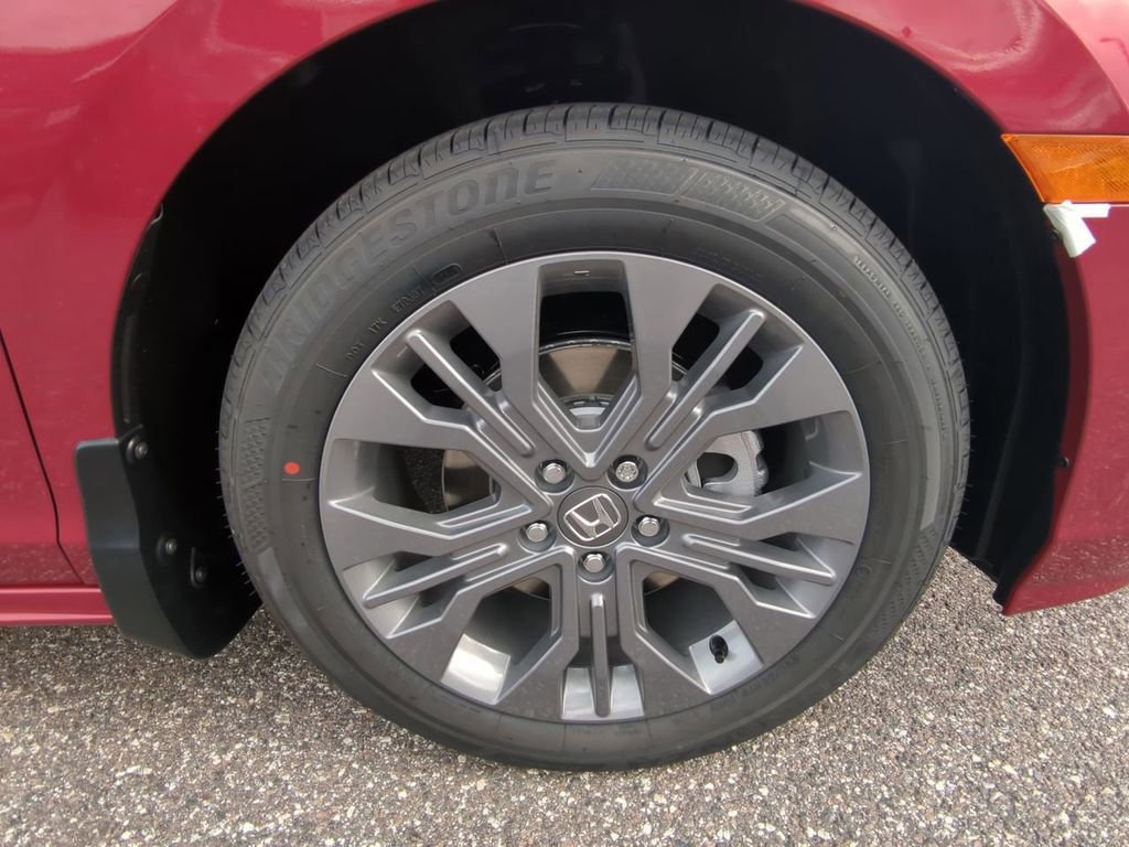 New 2026 Honda Odyssey Touring image 9