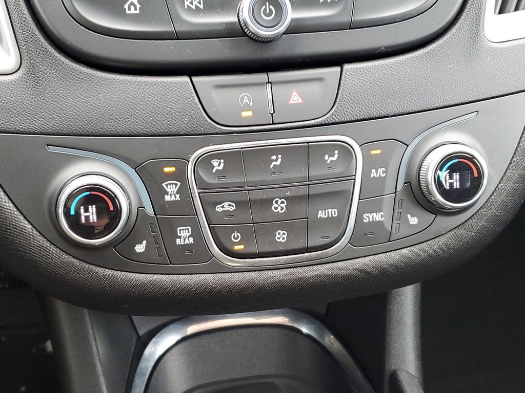 Used 2024 Chevrolet Malibu LT w/ Sport Edition image 19