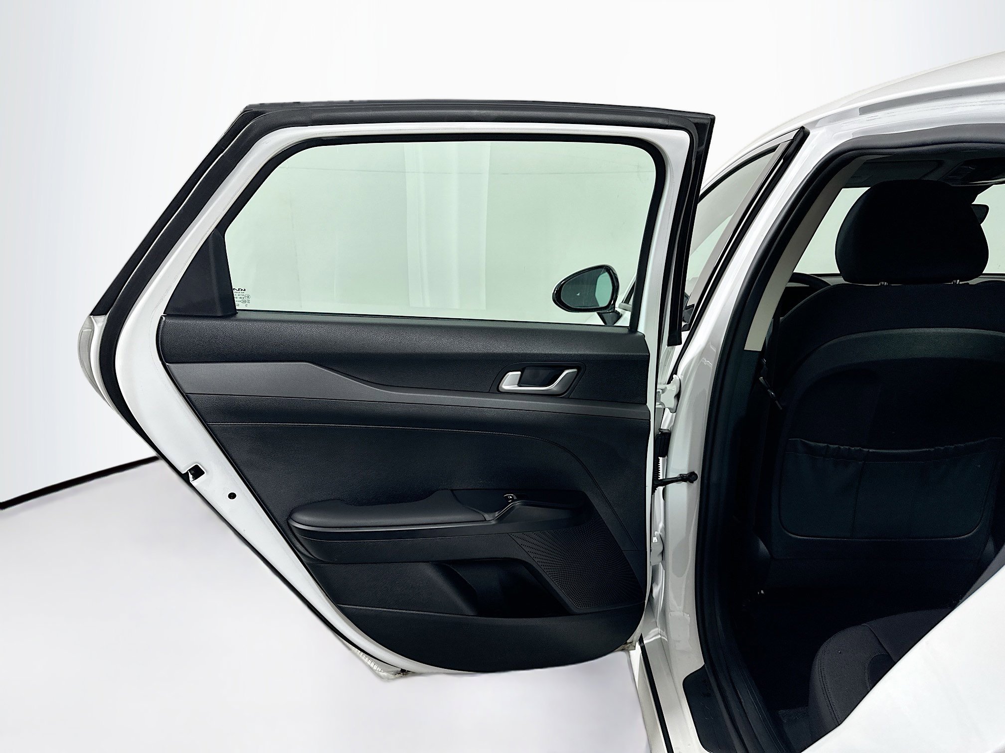 Used 2025 Kia K5 LXS image 25