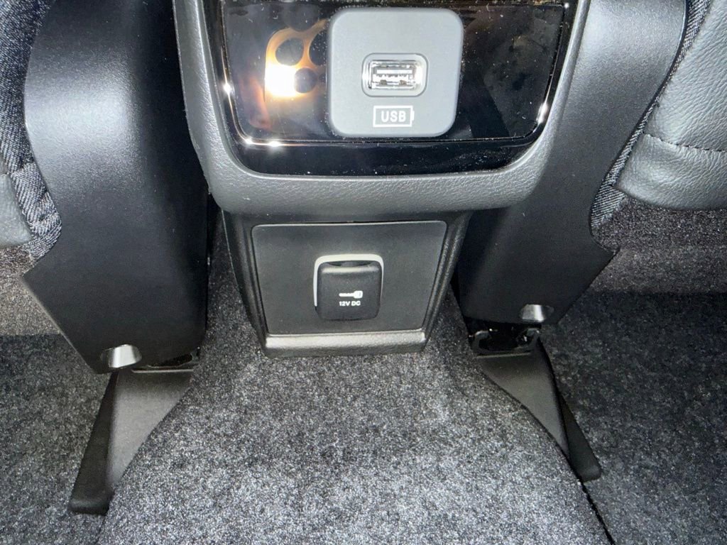 New 2026 Jeep Compass Limited image 32