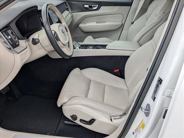 Used 2023 Volvo XC60 T8 Ultimate w/ Protection Package Premier image 13