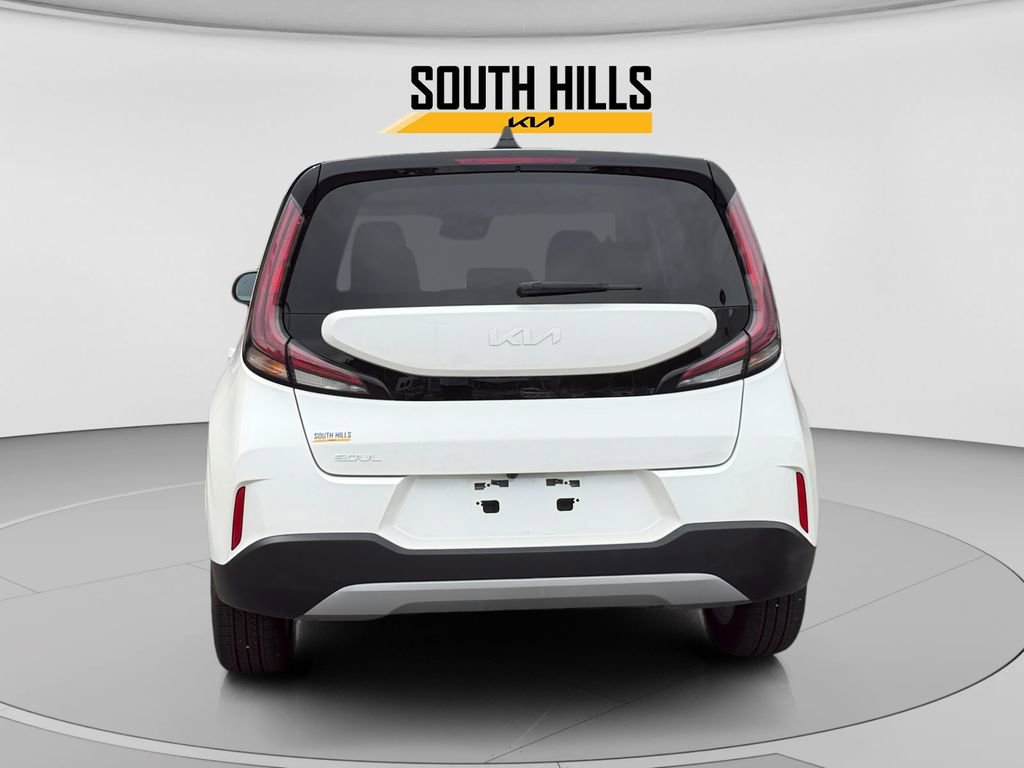 Certified 2023 Kia Soul LX w/ LX Technology Package FWD image 4