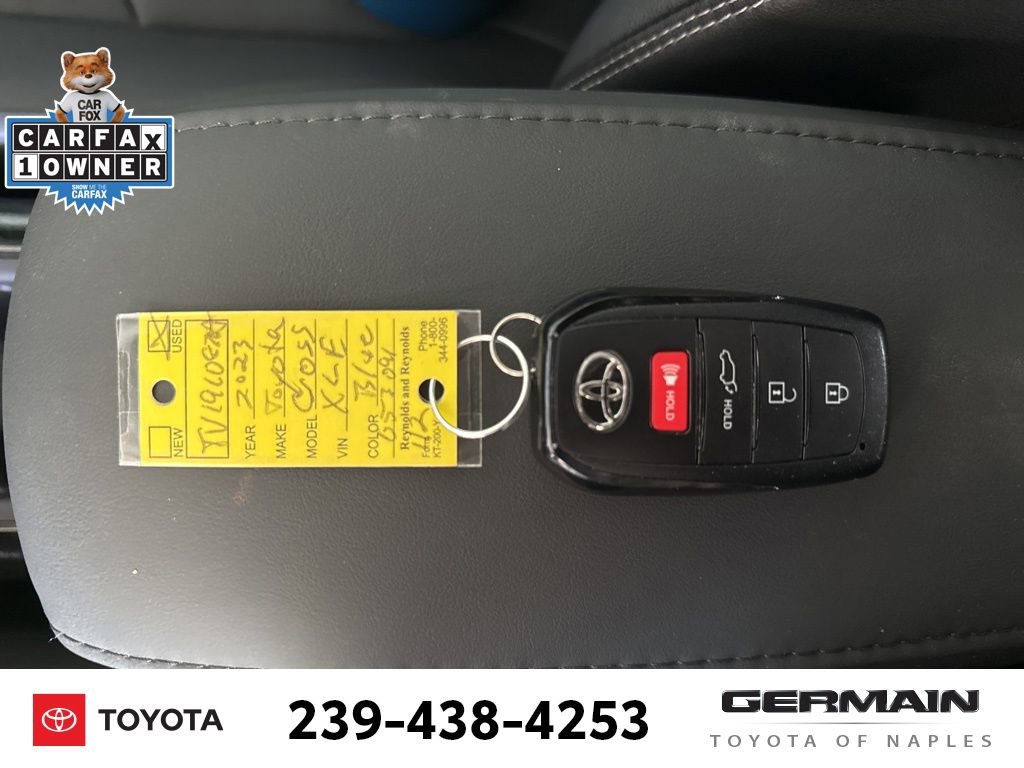 Used 2023 Toyota Corolla Cross XLE w/ Convenience Package image 23