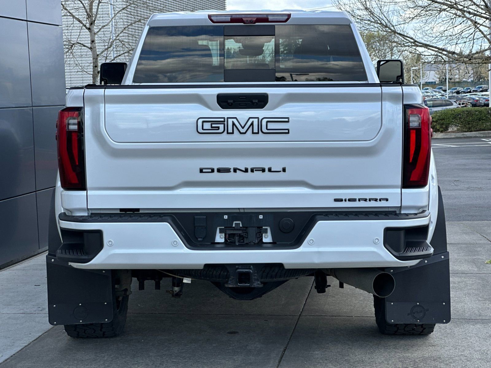 Used 2024 GMC Sierra 3500 Denali Ultimate AWD/4WD image 4