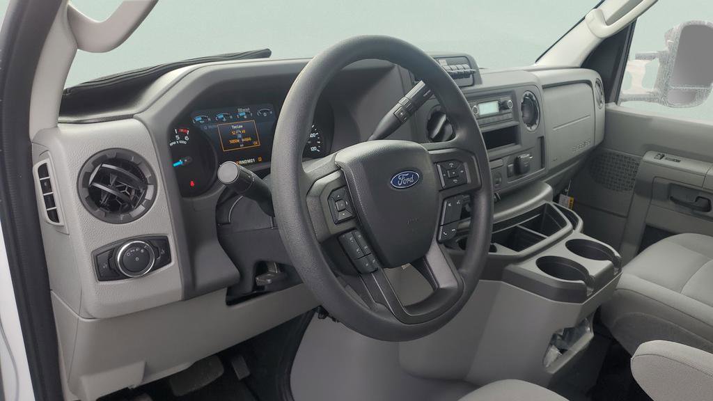 New 2026 Ford E-450 and Econoline 450 Super Duty w/ Power Equipment Group image 20
