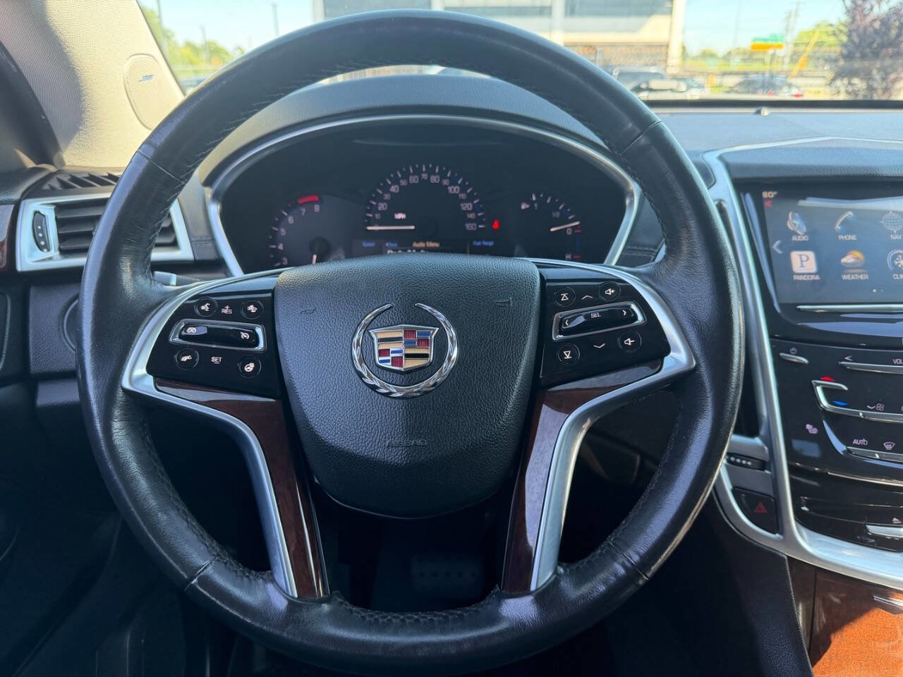 Used 2015 Cadillac SRX Luxury w/ Driver Awareness Package AWD/4WD image 18