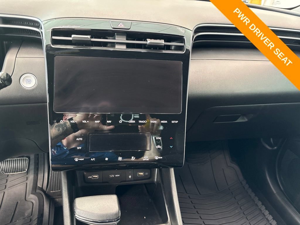 Used 2024 Hyundai Santa Cruz Night AWD/4WD image 13