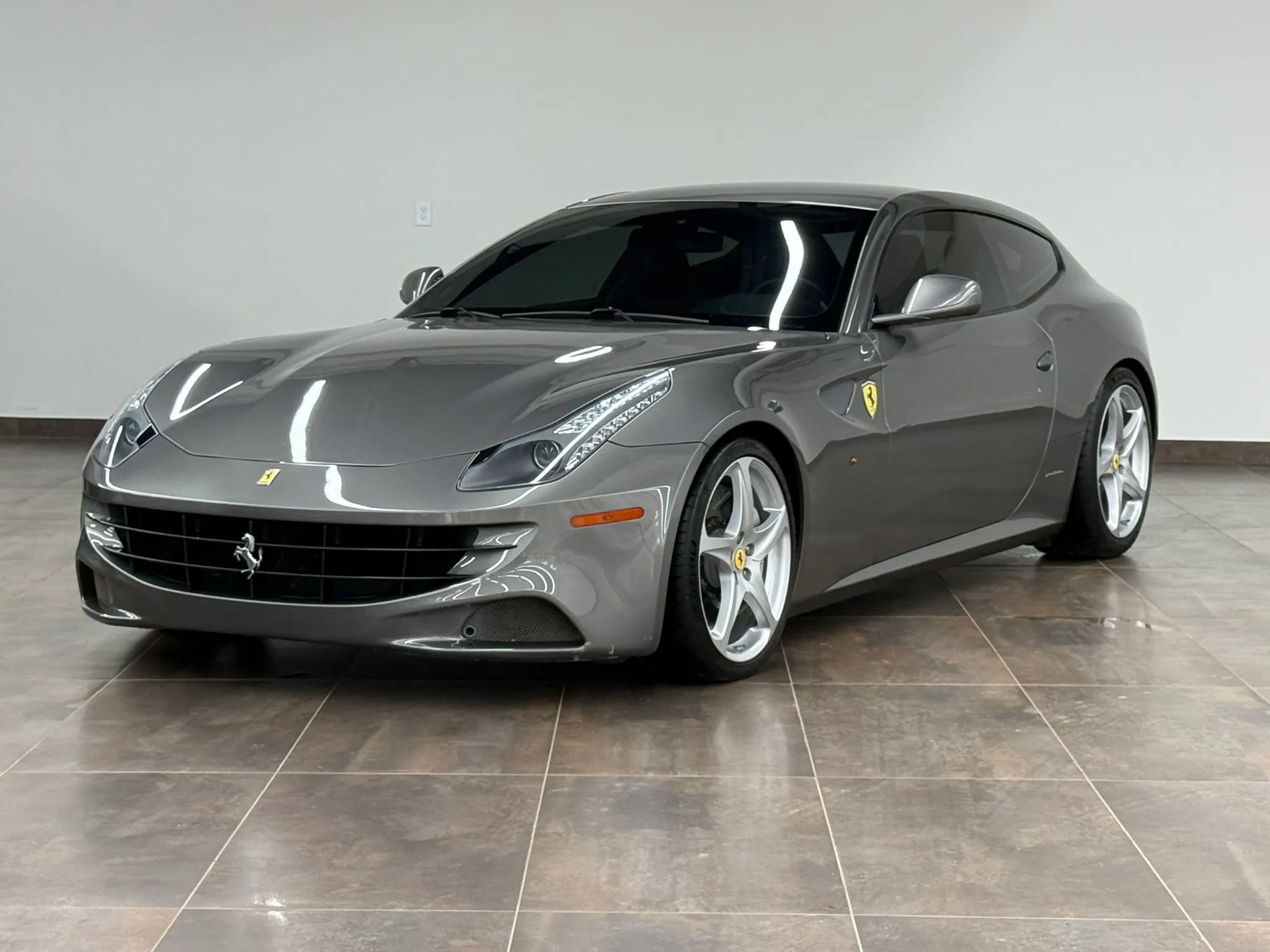 Used 2012 Ferrari FF AWD/4WD image 1