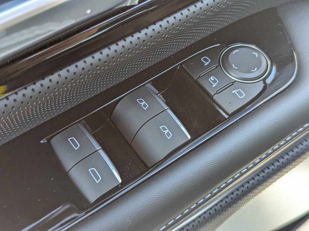 New 2025 GMC Sierra EV Denali AWD/4WD image 15