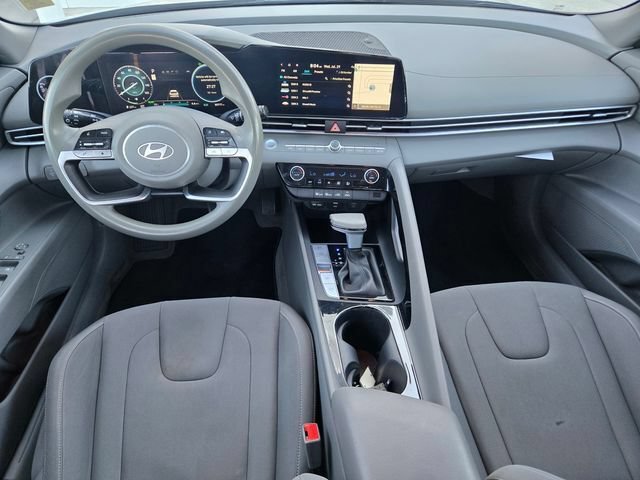 Used 2024 Hyundai Elantra Blue FWD image 11
