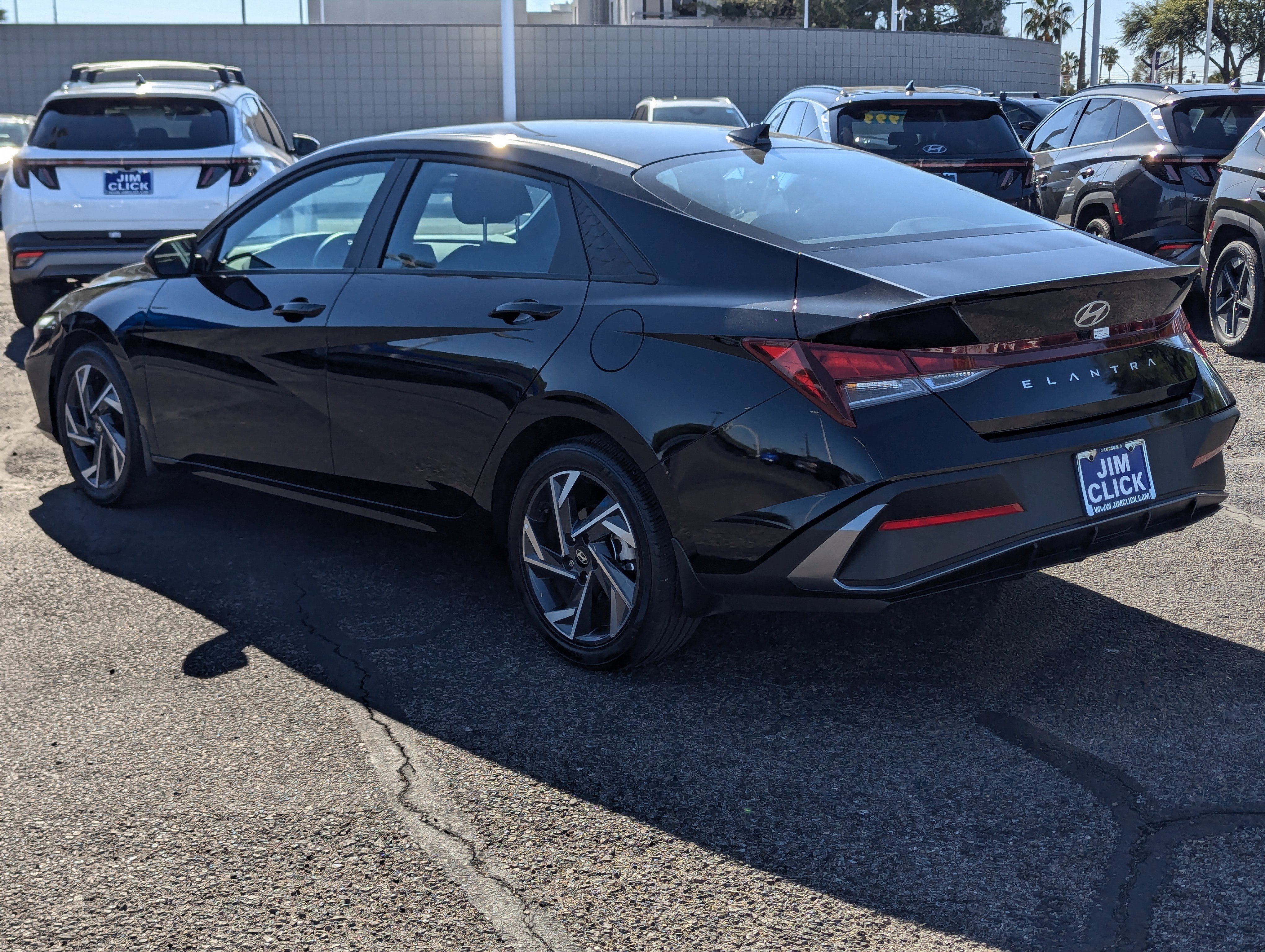 Certified 2025 Hyundai Elantra Sport image 4