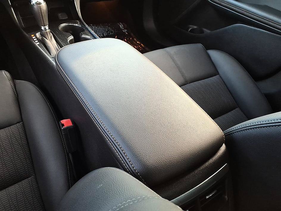 Used 2018 Chevrolet Impala LT FWD image 22