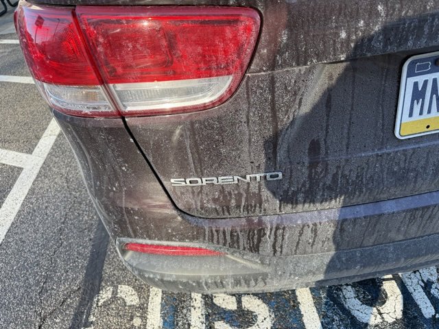 Used 2016 Kia Sorento LX w/ LX Convenience Package image 27