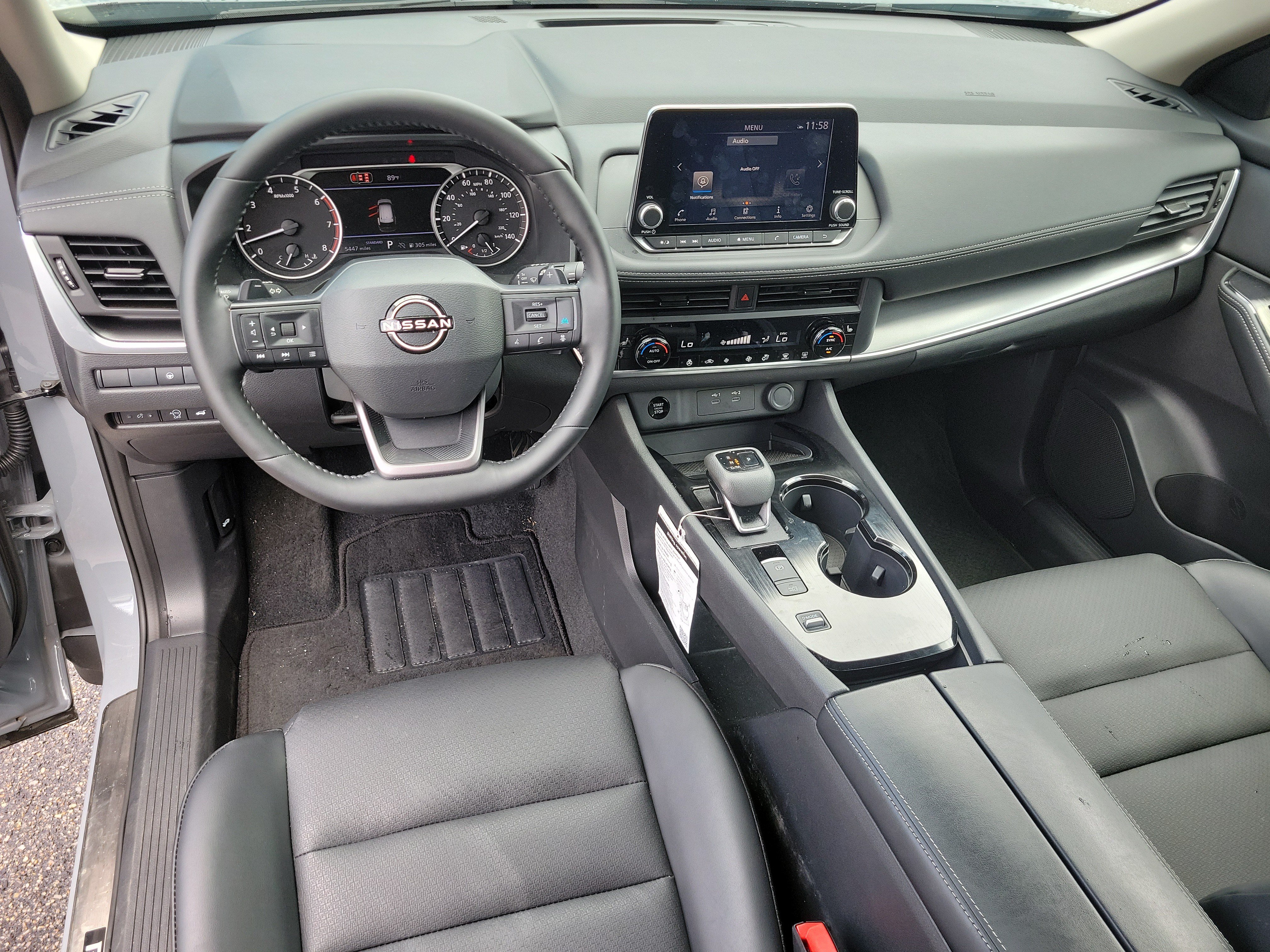 Used 2026 Nissan Rogue Dark Armor FWD image 14
