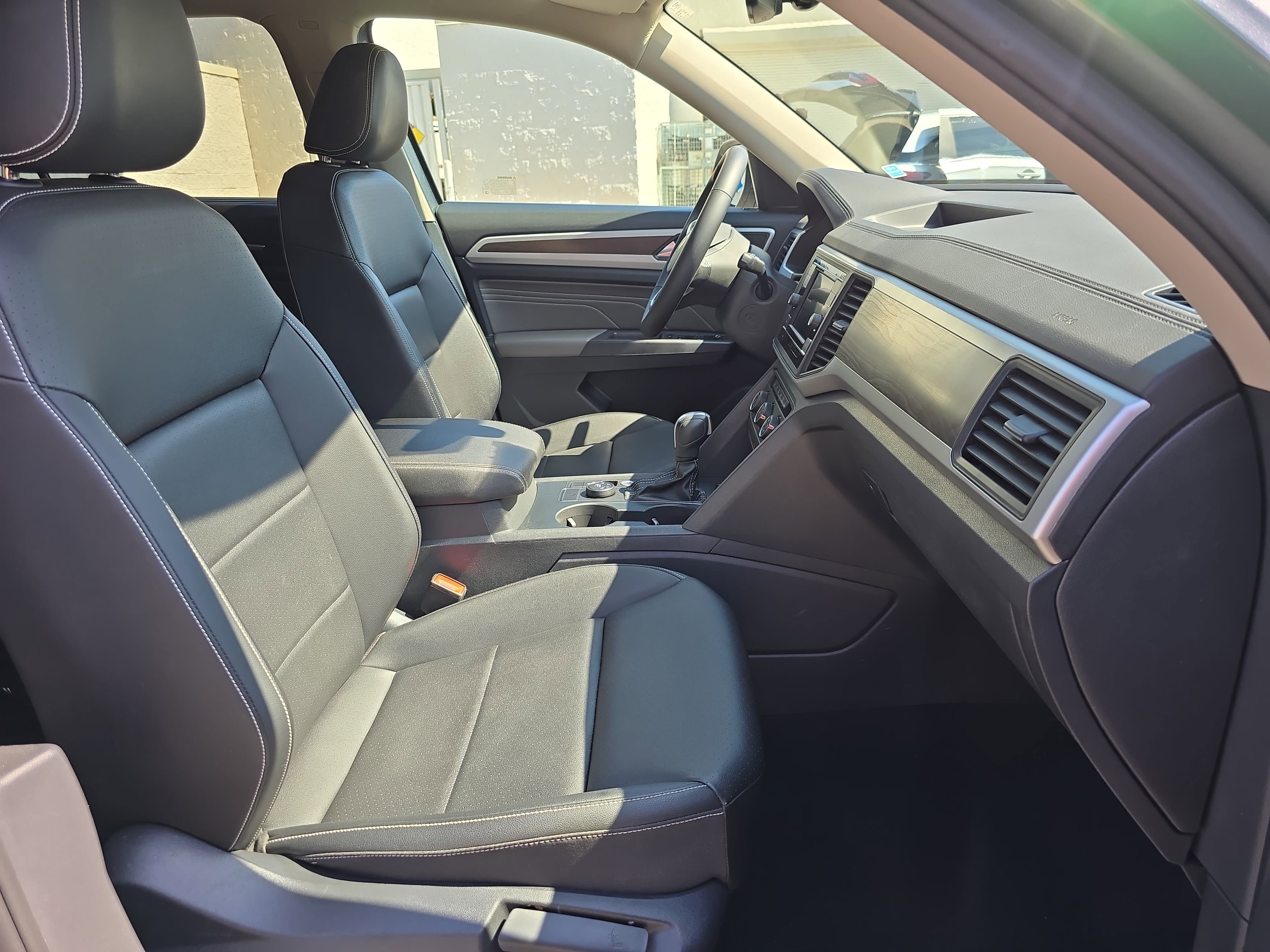 Used 2023 Volkswagen Atlas SE image 10