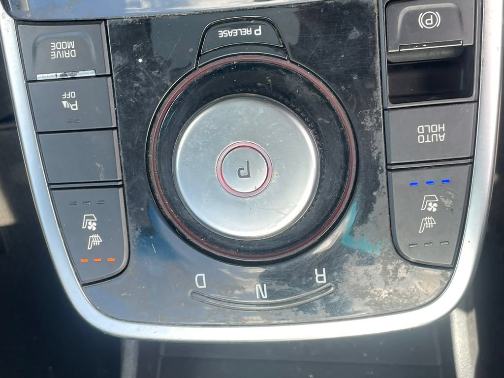Used 2022 Kia Niro EX Premium FWD image 13